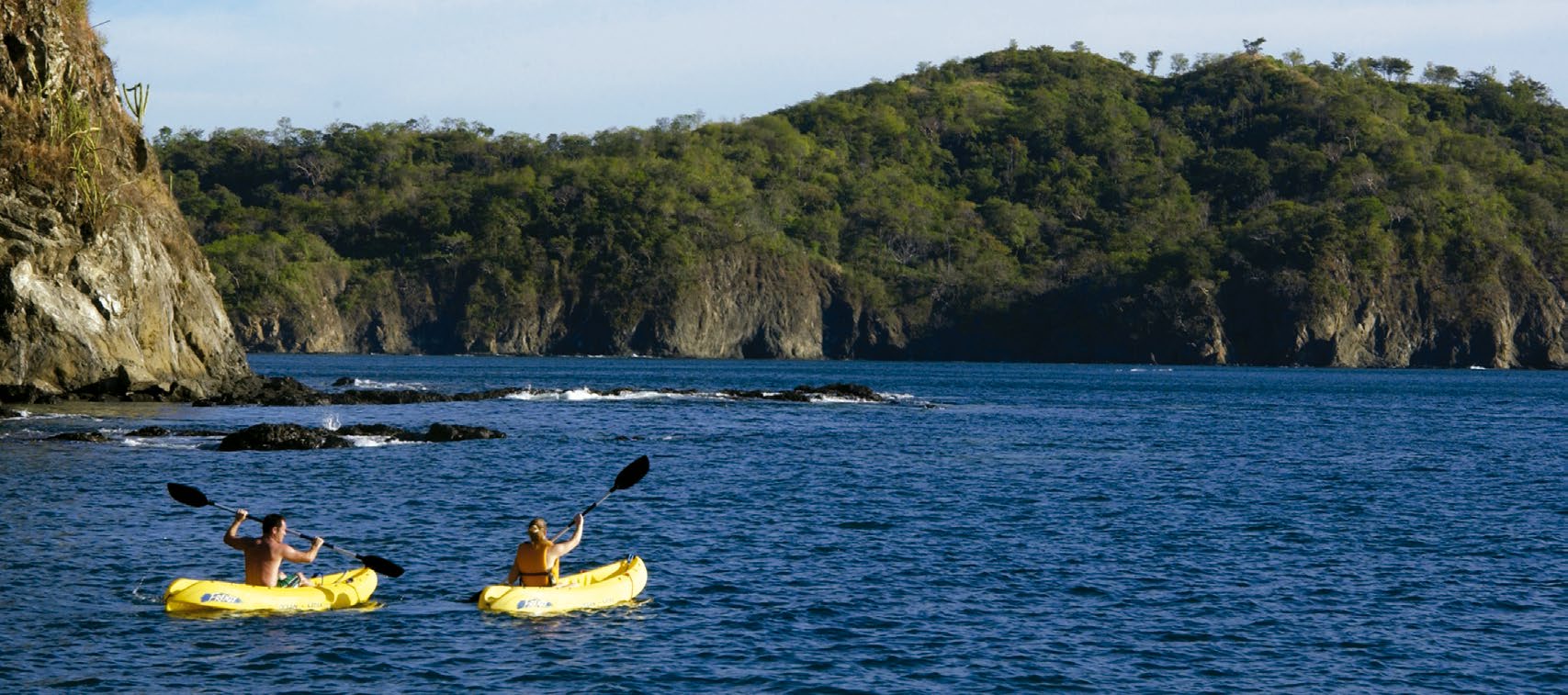 coastlines for kayaks -what-to-do-in-costa-rica-01