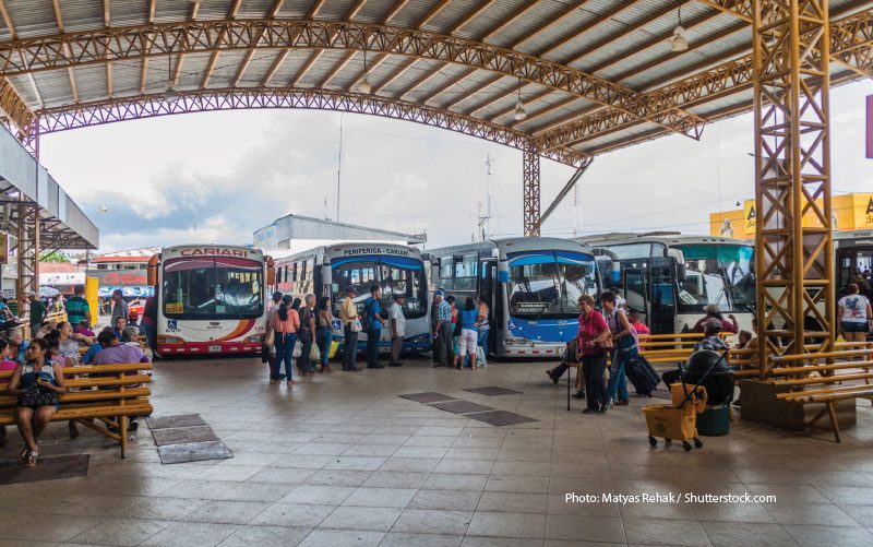 bus-station-in-costa-rica