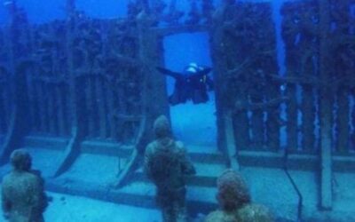 Dive into Art and Nature at Playa Blanca Underwater Museum