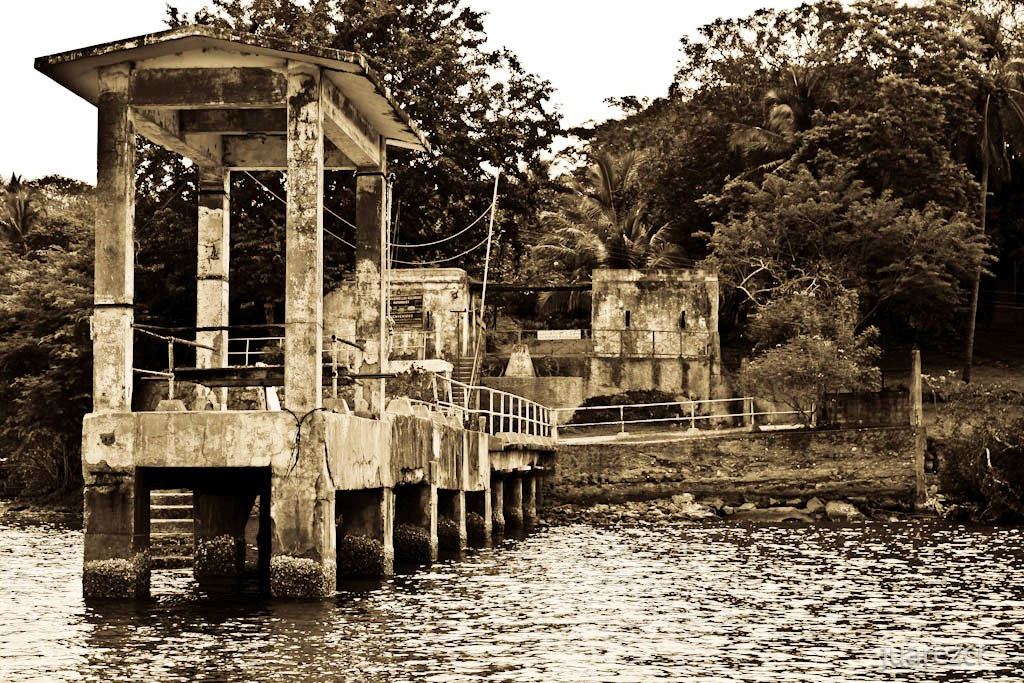 san-lucas-island-boat-dock